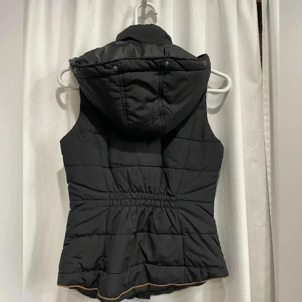 Prince and Fox Black Puffy Vest with Detailing Size XS with Hood - Picture 2 of 6